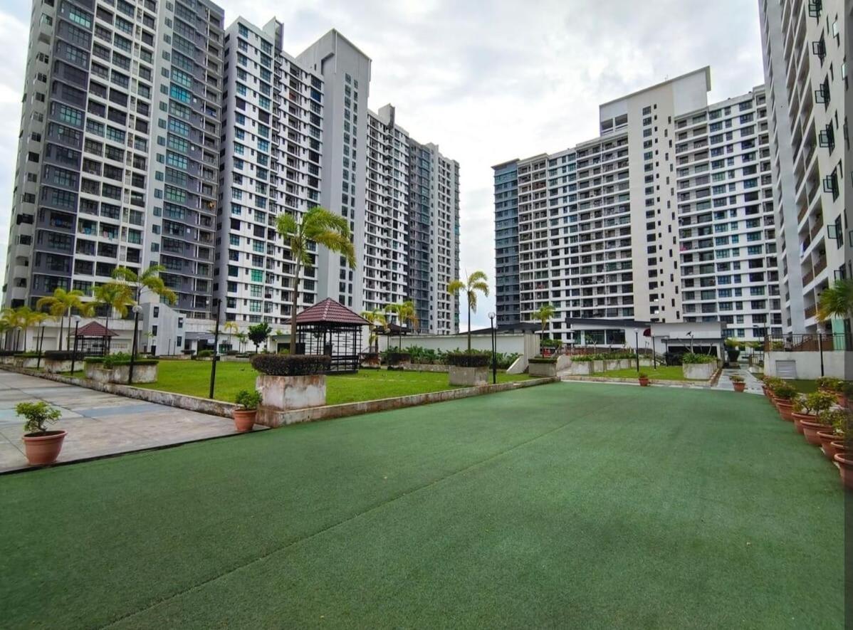 The Garden 6pax Comfort Convenient Bystay * Johor Bahru